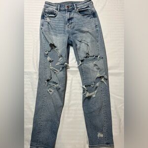 American Eagle mom jeans distressed, size 0 regular